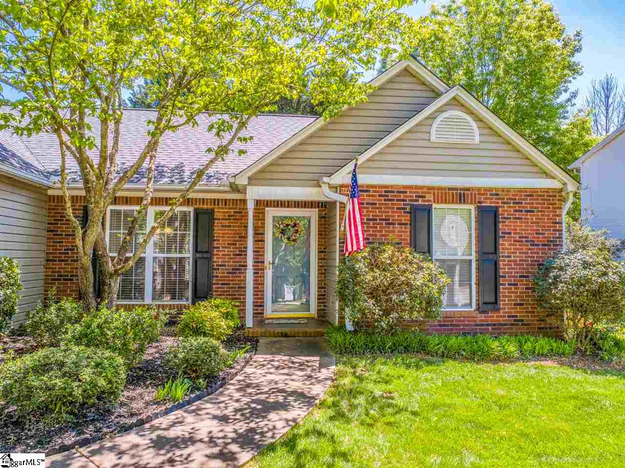 310 Riverside Chase Circle Greer, SC 29650 - Photo 6 of 28 Gallery Image 6