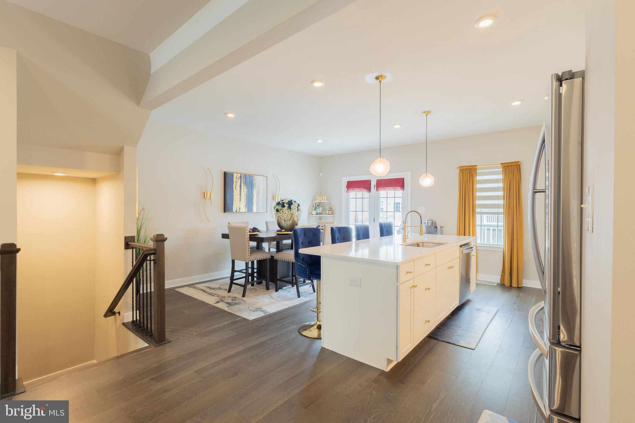 112 Pinnacle Place Sewell, NJ 08080 - Photo 4 of 36