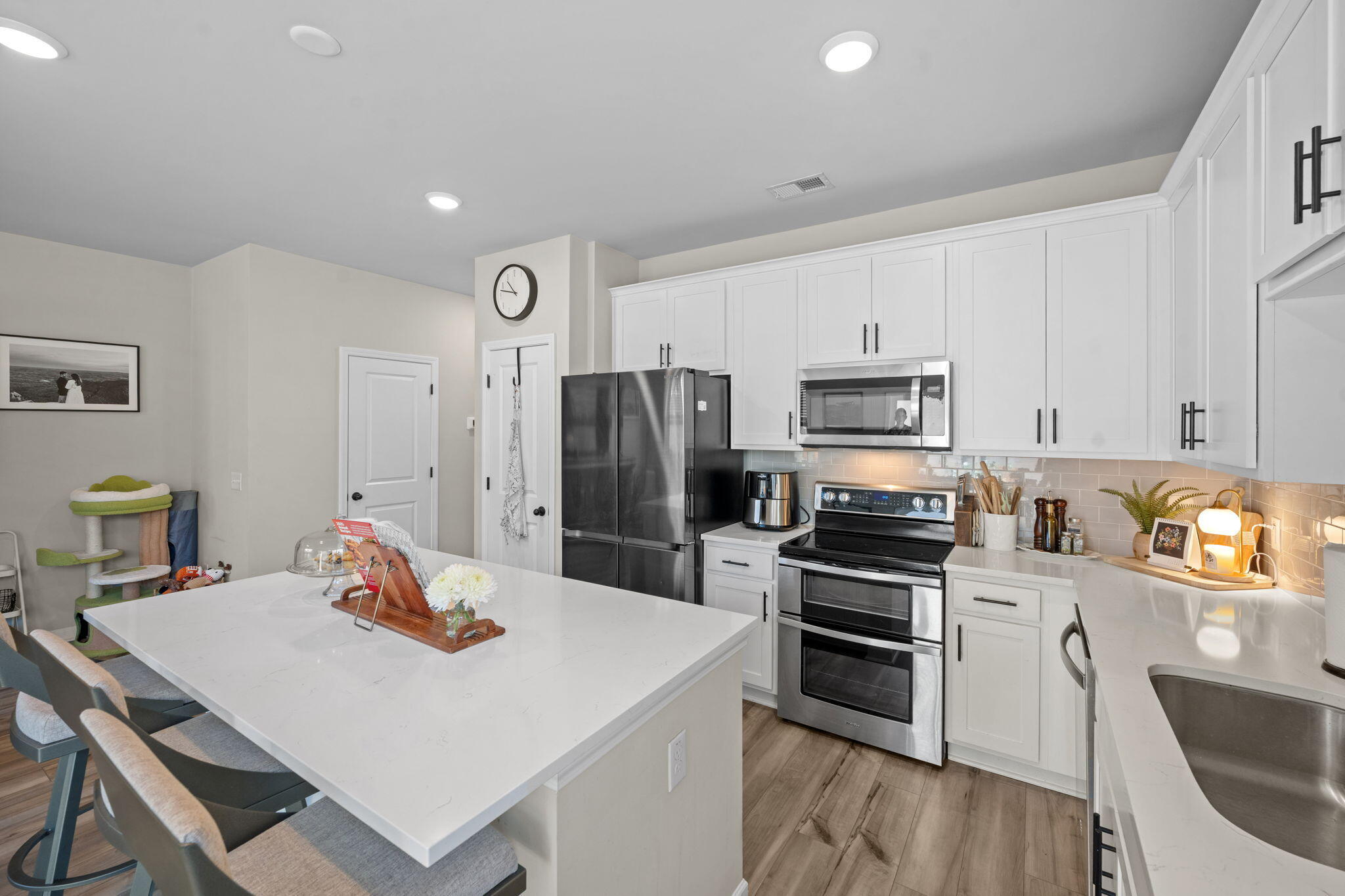 5333 Cardinal Circle North Charleston, SC 29418 - Photo 14 of 30 11-web-or-mls-Barclay Media Co_-7