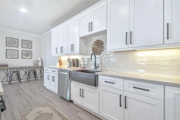 $15,000 | 19505 Gulf Boulevard, Unit 404, Indian Shores, FL 33785