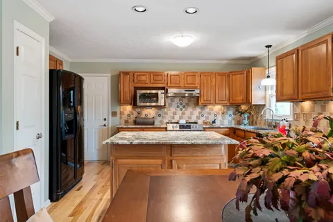a large kitchen with lots of counter top space