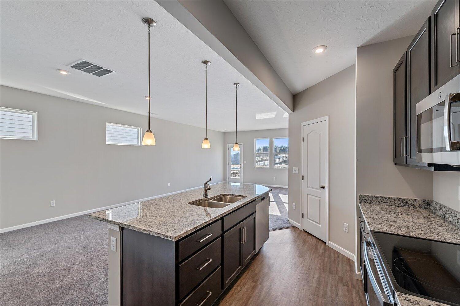 2359 Bella Ridge Covington, KY 41017 - Photo 5 of 30