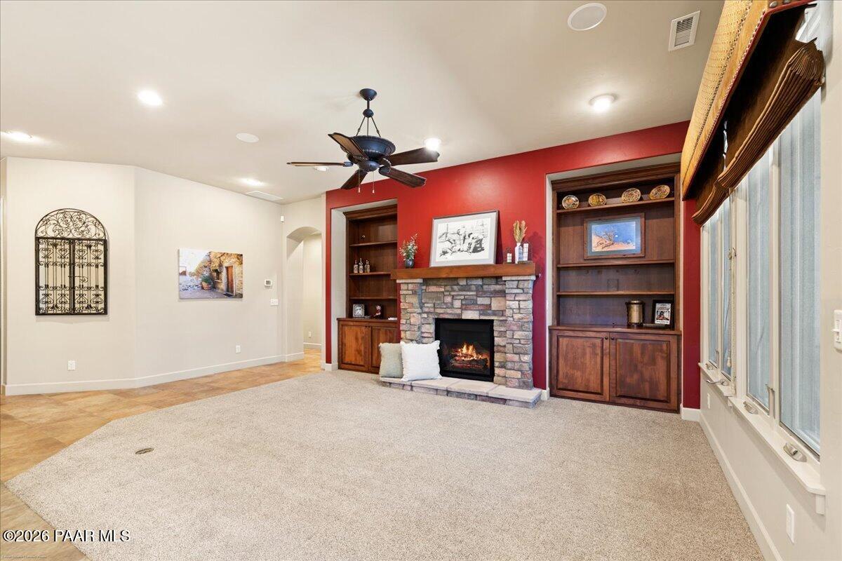 1660 Stable Rock Road Prescott, AZ 86303 - Photo 8 of 44 09-Living Room