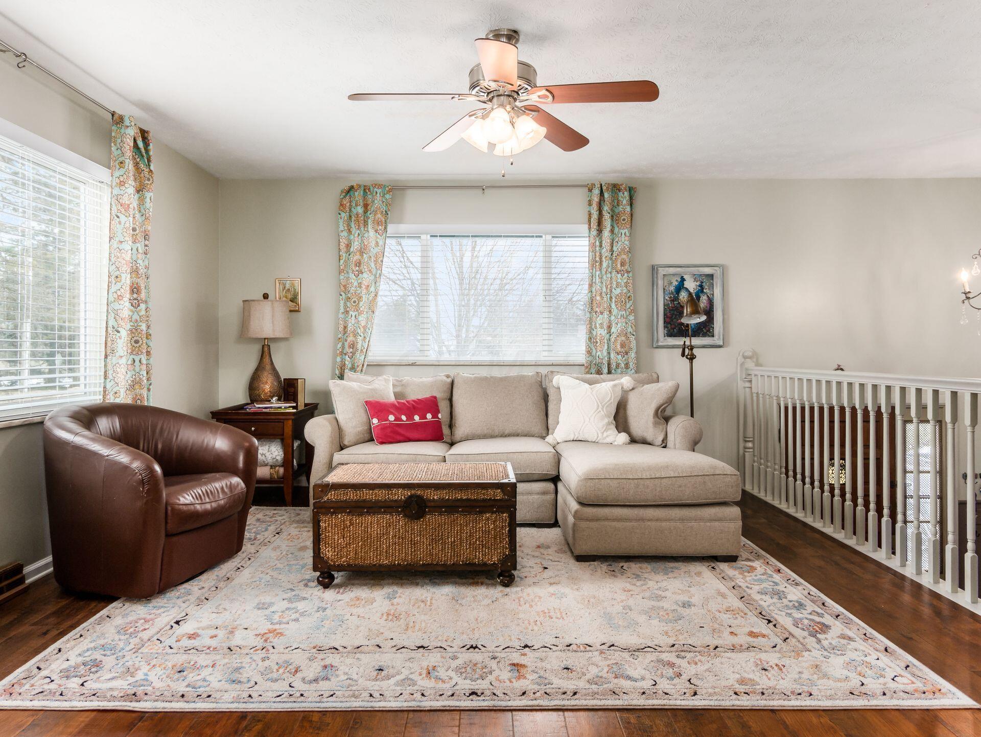 4895 Cemetery Road Hilliard, OH 43026 - Photo 6 of 28 Great Room