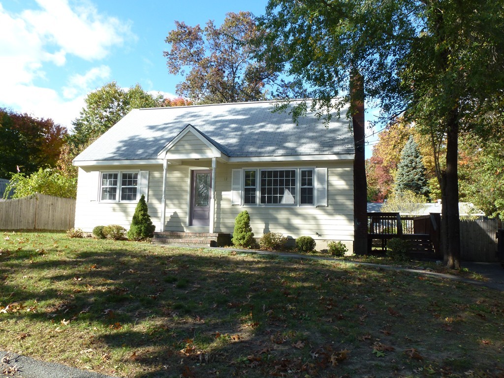 12 Oak Road Westford, MA 01886 - Photo 1 of 18 Gallery Image 1