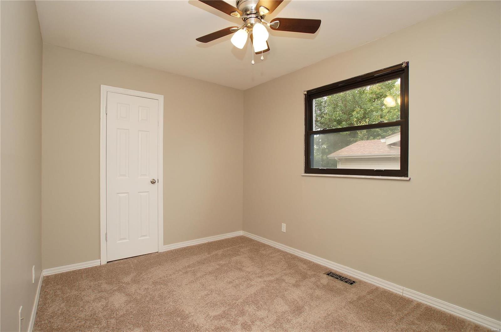 581 Bridgebend Road Manchester, MO 63021 - Photo 13 of 28