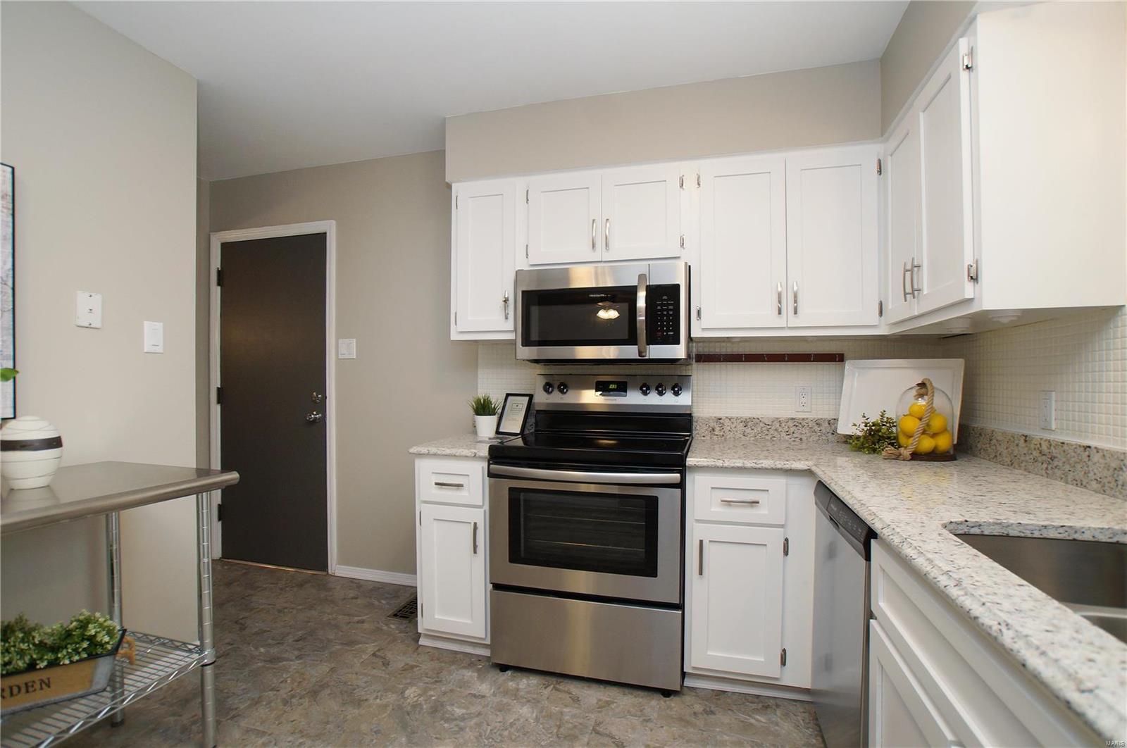 581 Bridgebend Road Manchester, MO 63021 - Photo 10 of 28