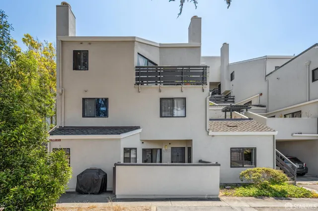 $749,000 | 1 Appian Way, Unit 7092, South San Francisco, CA 94080