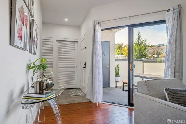 $749,000 | 1 Appian Way, Unit 7092, South San Francisco, CA 94080