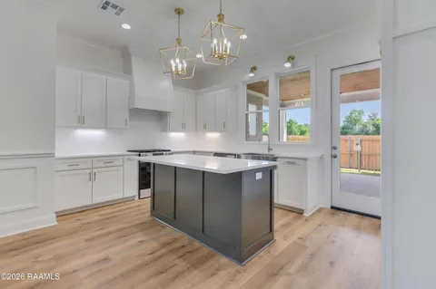 $409,500 | 410 Dunvegan Court, Lafayette, LA 70503