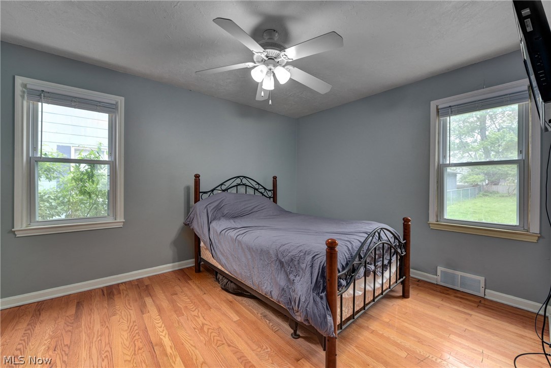 1347 Churchill Road Lyndhurst, OH 44124 - Photo 12 of 24
