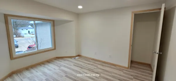 $1,200 | 623 Frankfort Avenue, Unit 1, Elberta, MI 49628