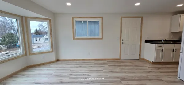 $1,200 | 623 Frankfort Avenue, Unit 1, Elberta, MI 49628