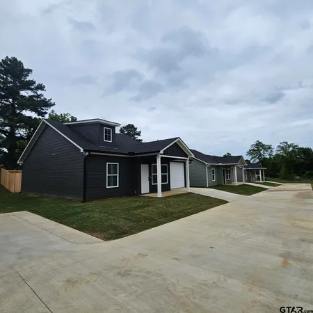 $660,000 | 18723 Farm To Market Road 850, Arp, TX 75750