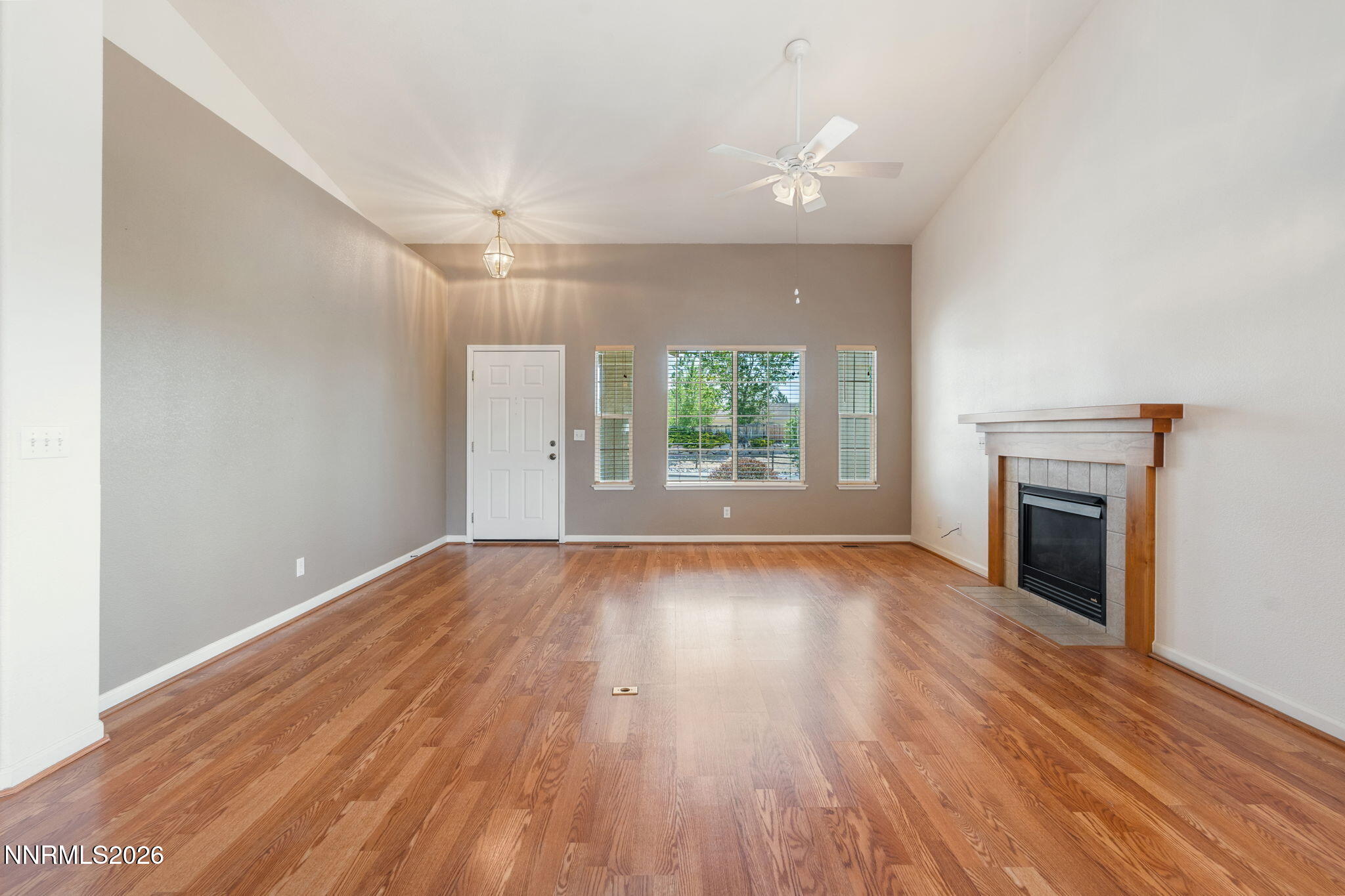 4029 Little Valley Road Reno, NV 89508 - Photo 7 of 39 7-web-or-mls-DSC05925