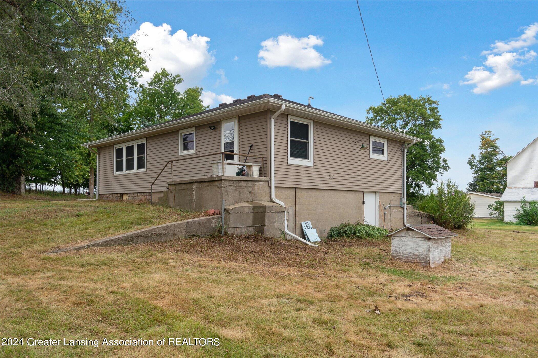 3907 South Grove Road St. Johns, MI 48879 - Photo 25 of 29 30-3907-S-Grove-Rd-St-Johns-MI-48879-Win