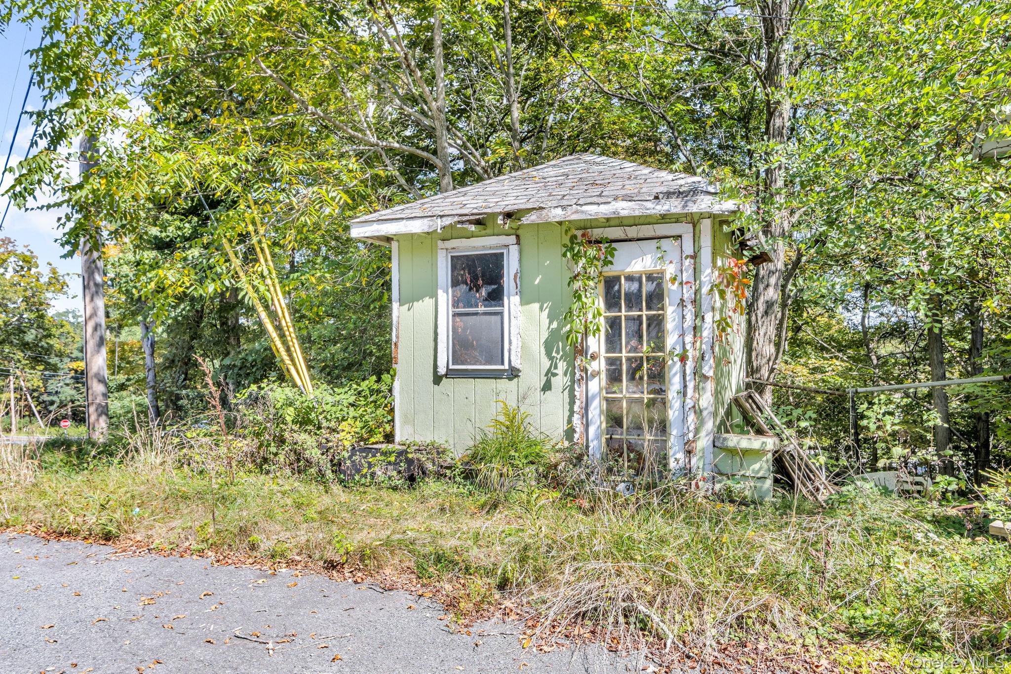 31 Foster Road Cairo, NY 12413 - Photo 38 of 38 a front view of a house with a yard