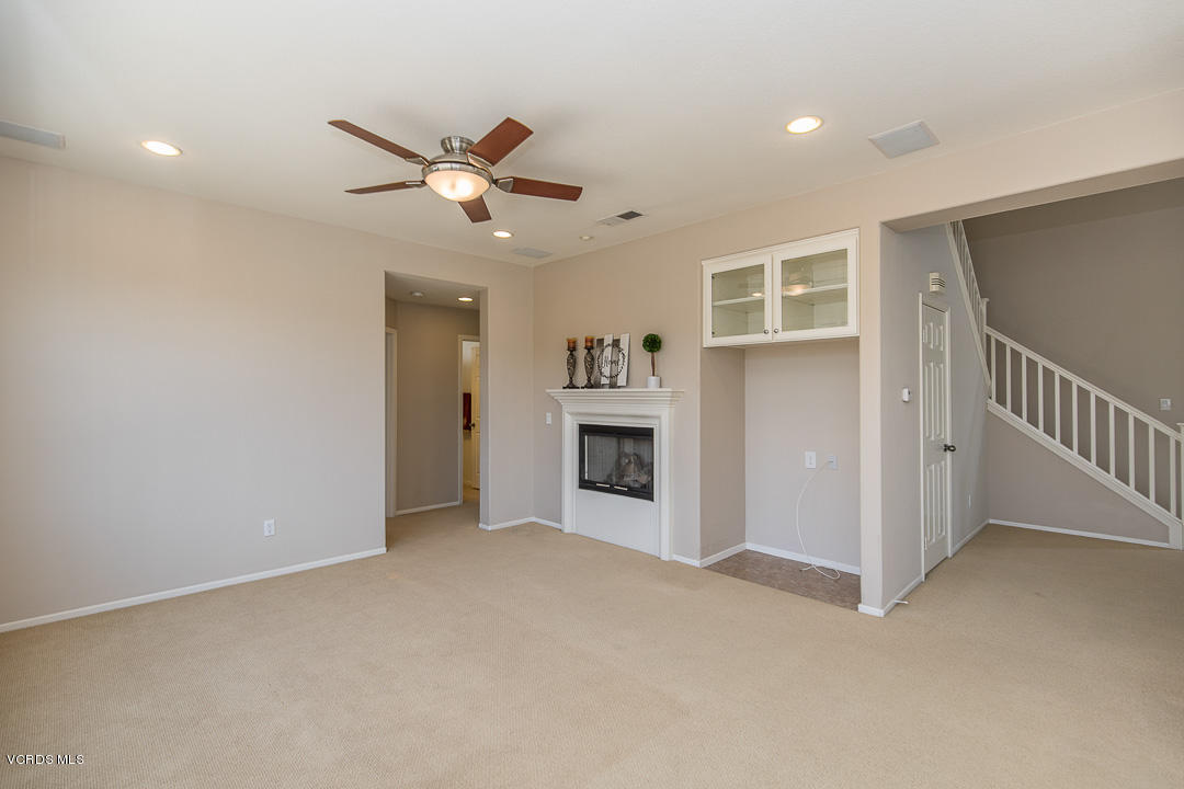 1159 Oleander Way Simi Valley, CA 93065 - Photo 20 of 48 1159 Oleander Way-19