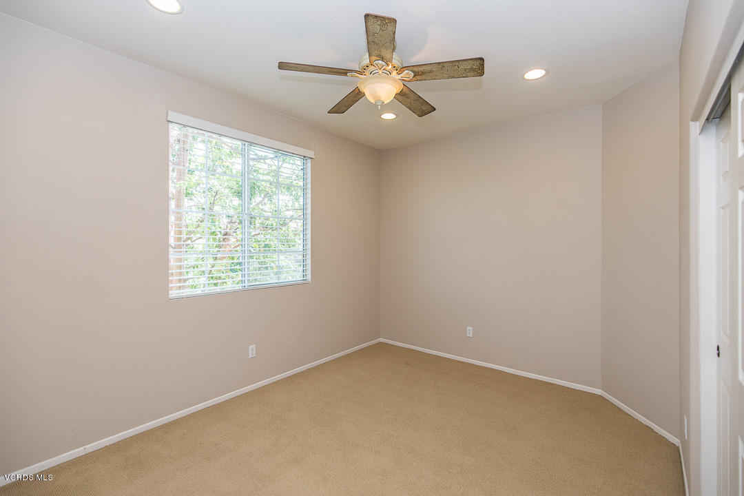 1159 Oleander Way Simi Valley, CA 93065 - Photo 37 of 48 1159 Oleander Way-36