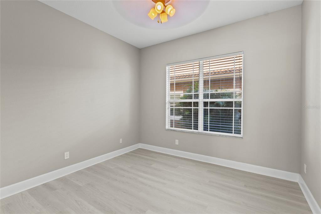 8134 Santa Rosa Court Sarasota, FL 34243 - Photo 29 of 52