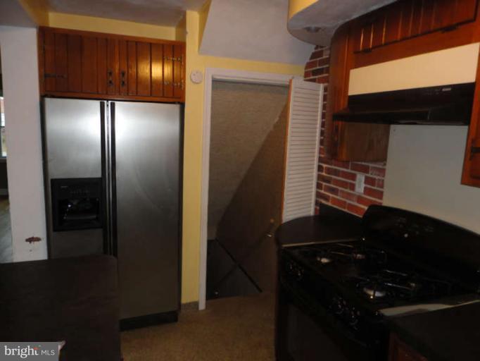 2205 Graythorn Road Middle River, MD 21220 - Photo 7 of 15 Stainless appliances