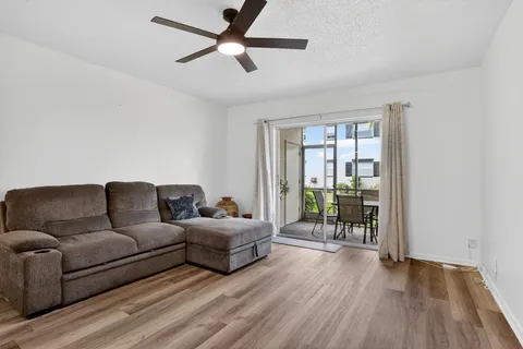 $75,000 | 375 Southwest 56th Avenue, Unit 103, Margate, FL 33068