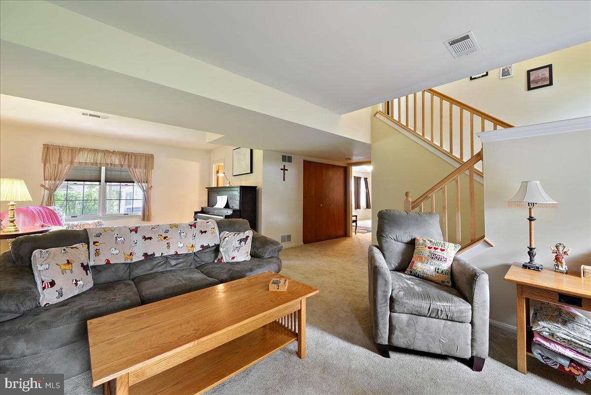 423 Westfield Court Lititz, PA 17543 - Photo 22 of 30 V4