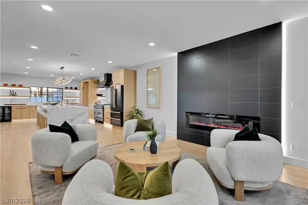 $2,299,999 | 2720 Tioga Pines Circle, Las Vegas, NV 89117