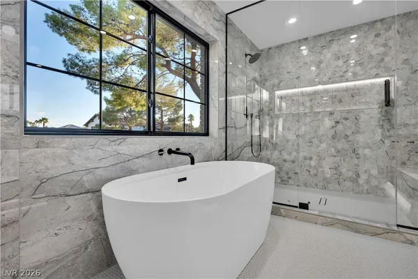 $2,299,999 | 2720 Tioga Pines Circle, Las Vegas, NV 89117