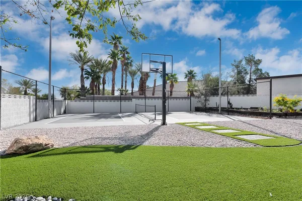 $2,299,999 | 2720 Tioga Pines Circle, Las Vegas, NV 89117