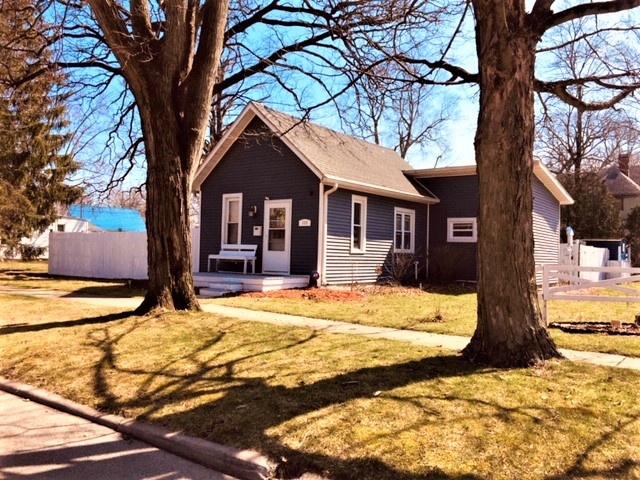 329 West 8th Street Rochester, IN 46975 - Photo 1 of 19 Gallery Image 1