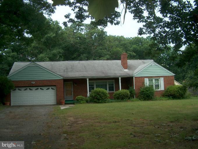 5007 Wheeler Road Oxon Hill, MD 20745 - Photo 3 of 5 Exterior (Front)