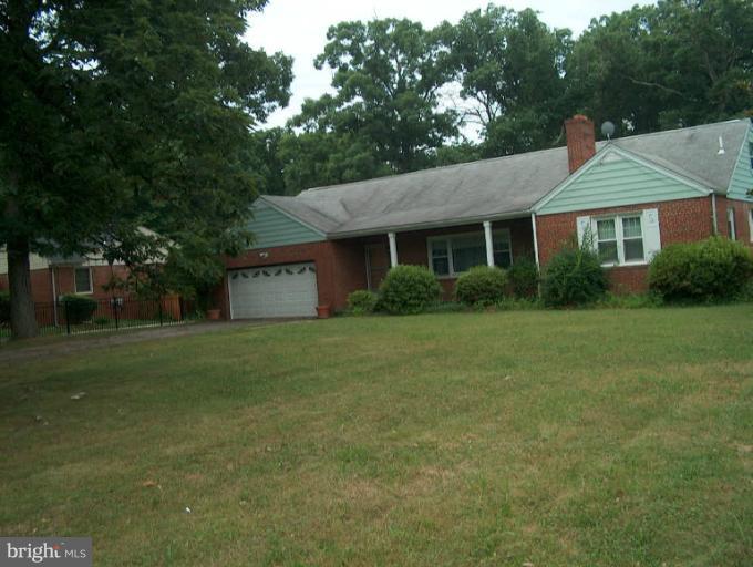 5007 Wheeler Road Oxon Hill, MD 20745 - Photo 4 of 5 Exterior (Front)