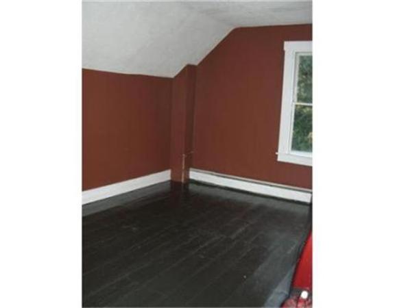 33 Keyes Street Warren, MA 01083 - Photo 8 of 16 Gallery Image 8