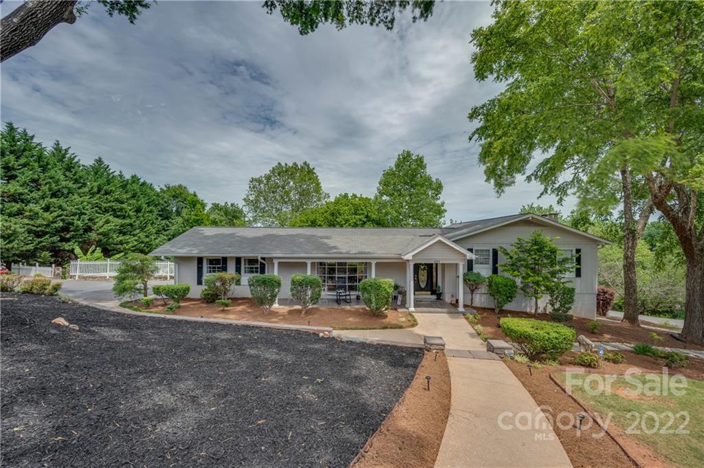 491 Ivy Drive Rutherfordton, NC 28139 - Photo 2 of 47 Gallery Image 2