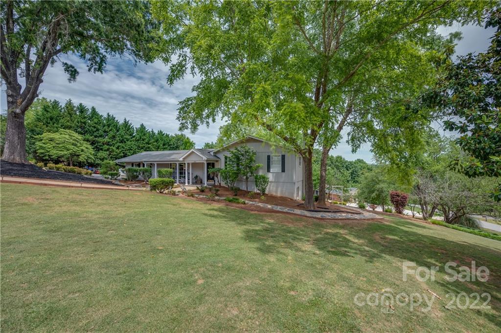 491 Ivy Drive Rutherfordton, NC 28139 - Photo 4 of 47 Gallery Image 4