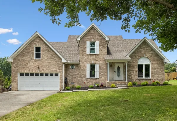 $399,000 | 2055 Bon Drive, Greenbrier, TN 37073