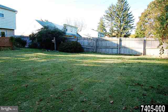 235 Edgewood Road York, PA 17402 - Photo 23 of 23 Gallery Image 23