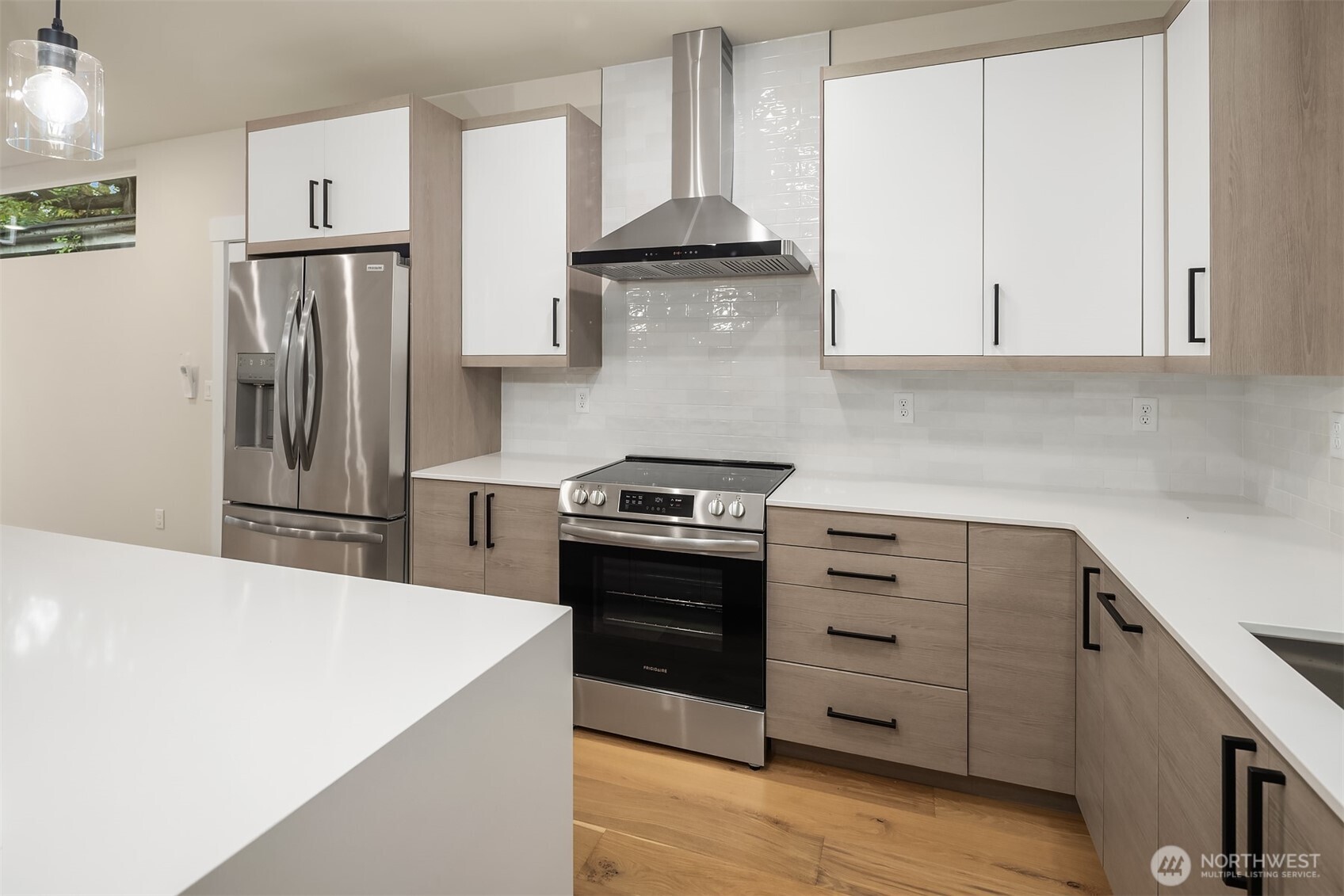 1319 14th Avenue South, Unit B Seattle, WA 98144 - Photo 9 of 27