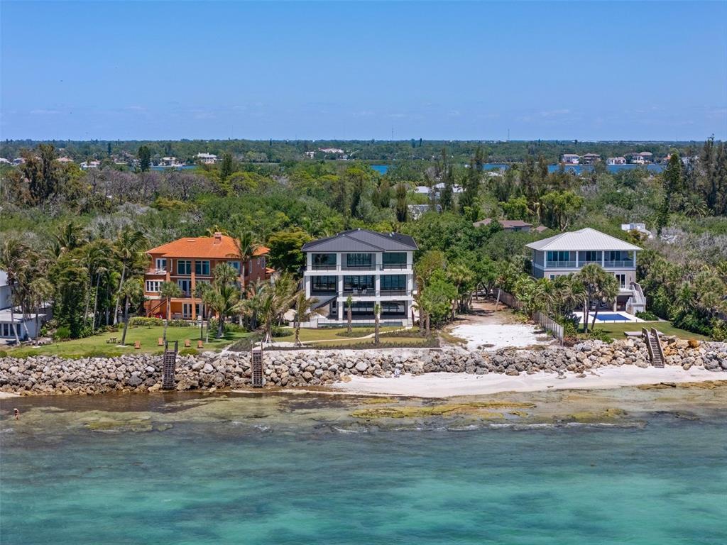 7324 Point Of Rocks Road Sarasota, FL 34242 - Photo 6 of 95
