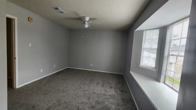 $2,000 | 7800 Summer Pl Drive, Humble, TX 77338