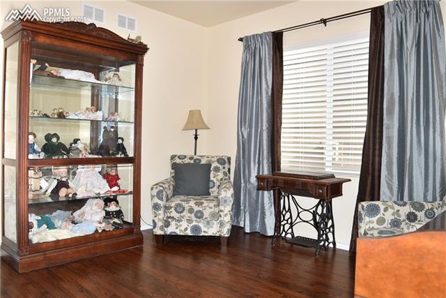 1620 Smokey Ridge Way Colorado Springs, CO 80921 - Photo 5 of 13 Living Room/piano room