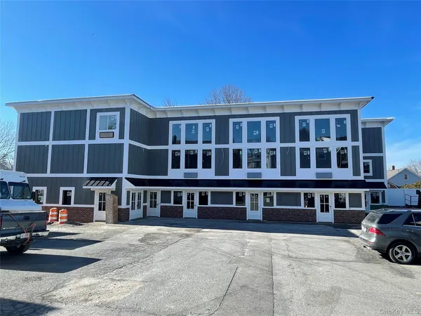 $2,100 | 42 North Main Street, Unit 6, Florida, NY 10921