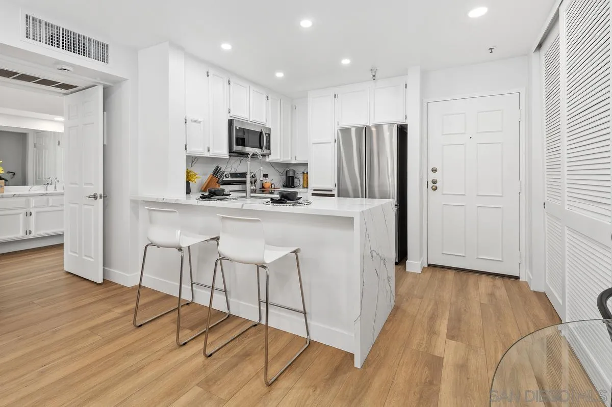 5605 Friars Road, Unit 288 San Diego, CA 92110 - Photo 11 of 40