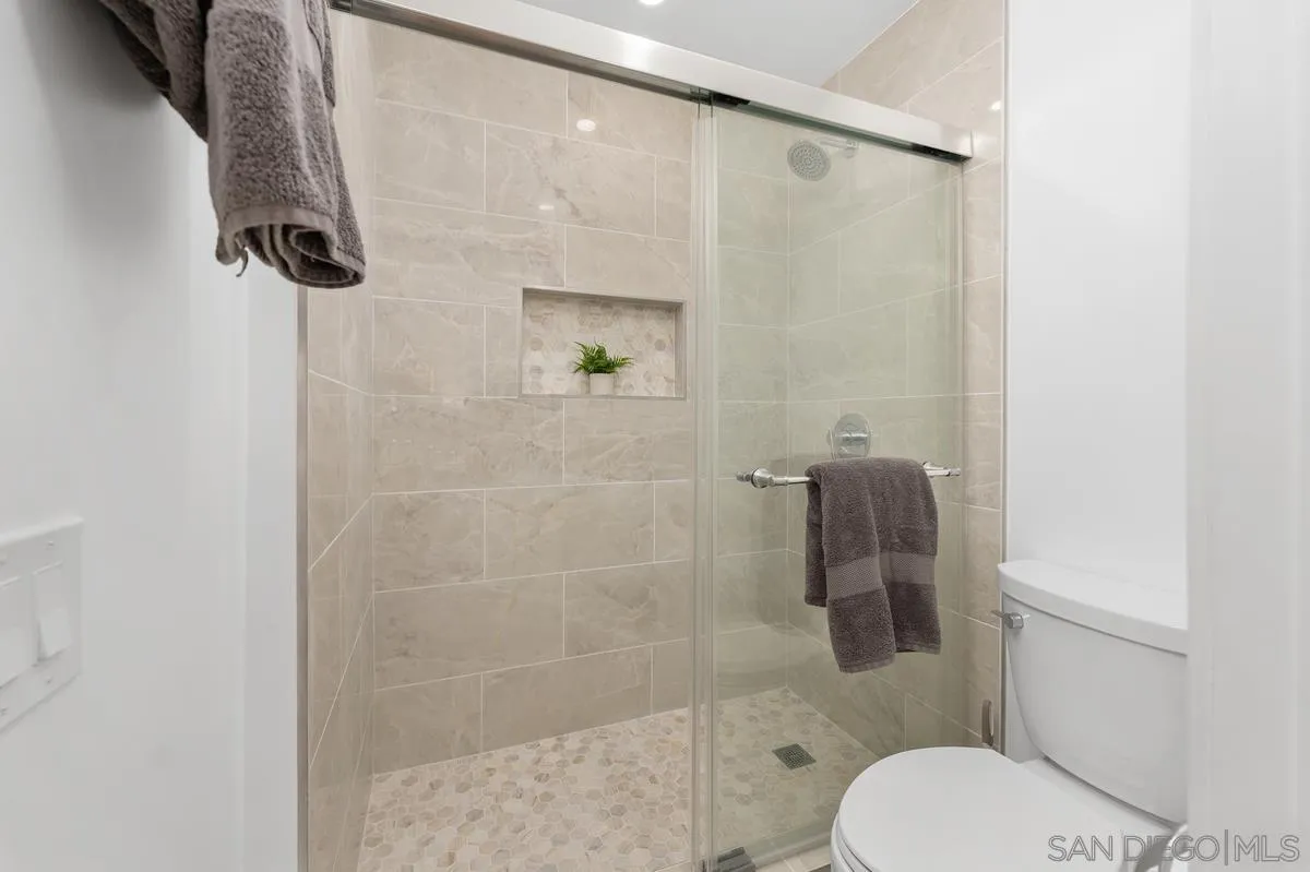 5605 Friars Road, Unit 288 San Diego, CA 92110 - Photo 21 of 40