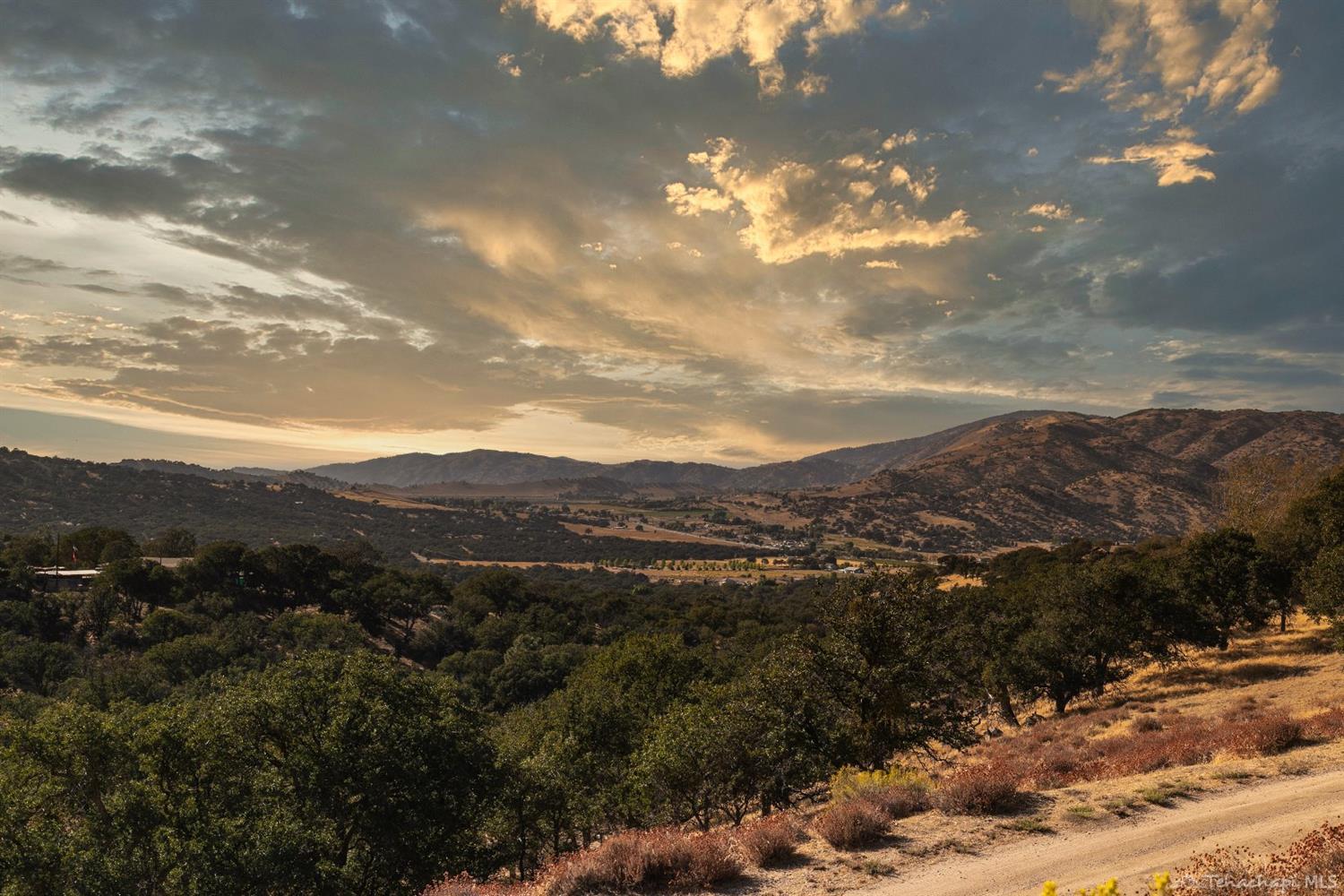 19247 Water Canyon Road Tehachapi, CA 93561 - Photo 29 of 46 Gallery Image 29