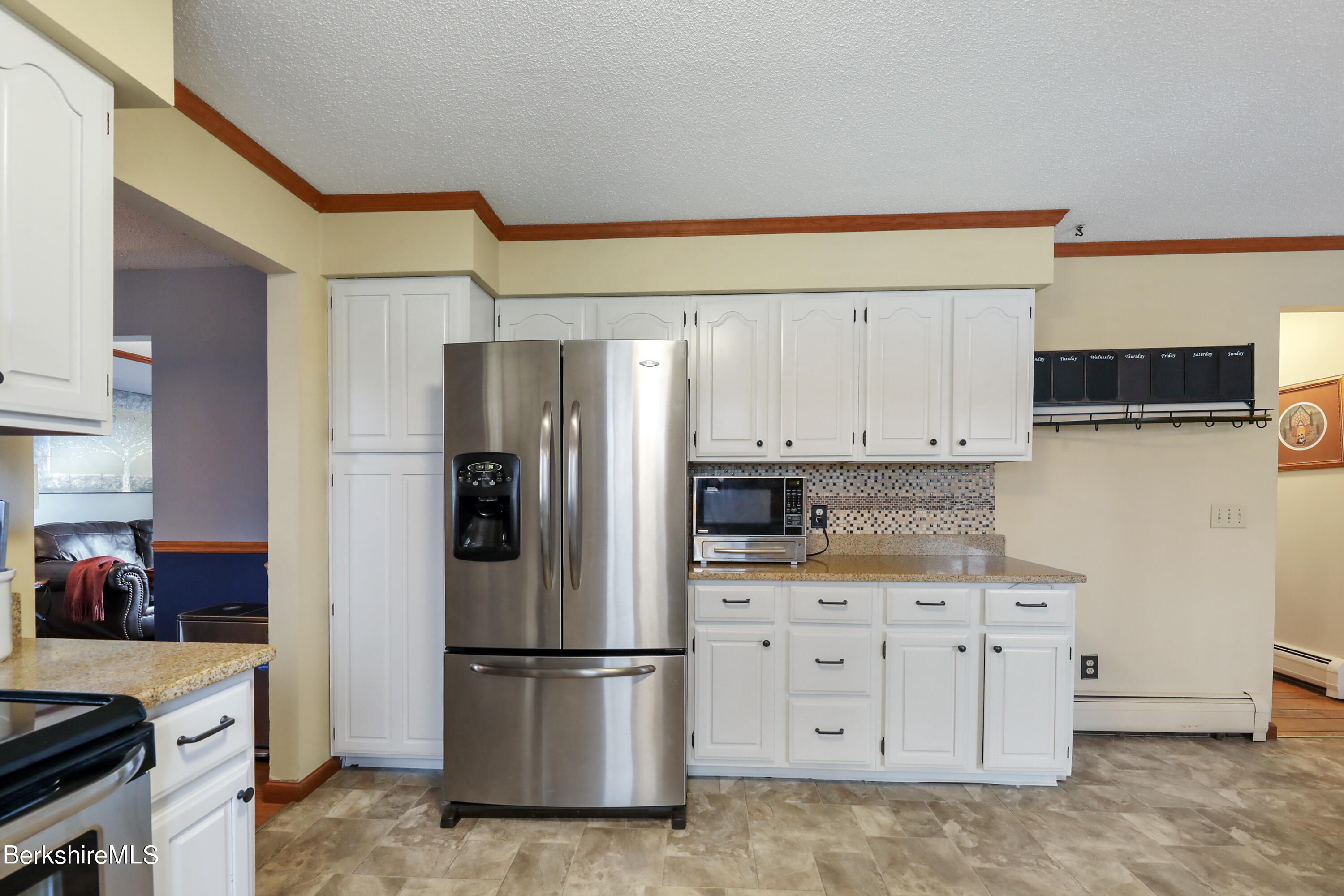 94 Winesap Road Pittsfield, MA 01201 - Photo 23 of 48 55 Kitchen