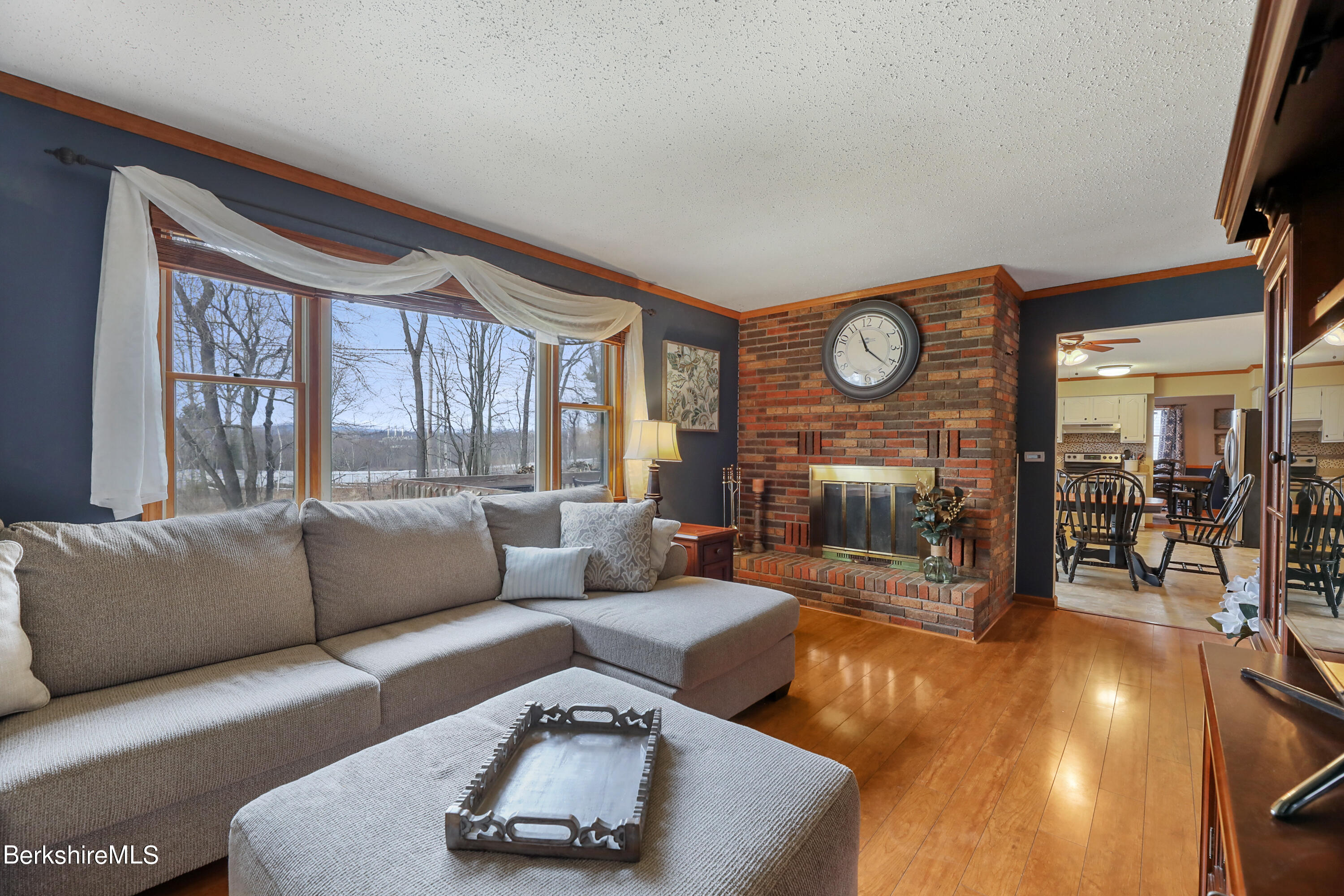 94 Winesap Road Pittsfield, MA 01201 - Photo 26 of 48 75 Family Room