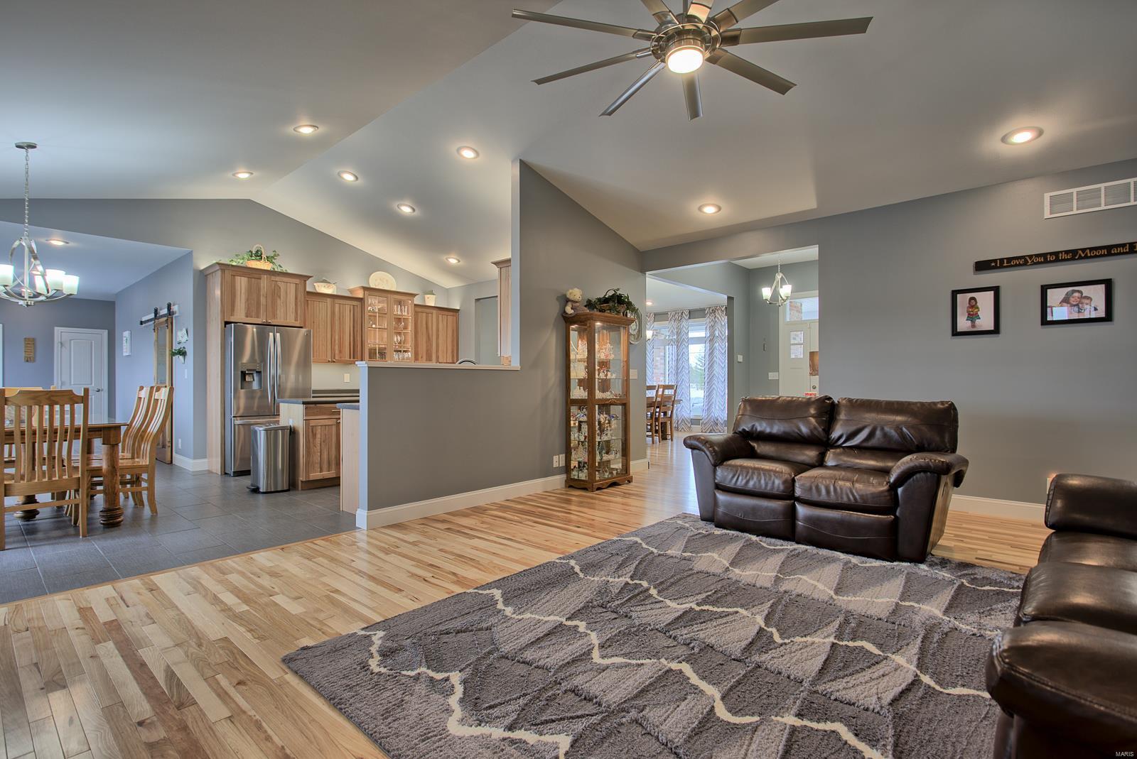7663 Bethalto Road Bethalto, IL 62010 - Photo 13 of 62 Gallery Image 13