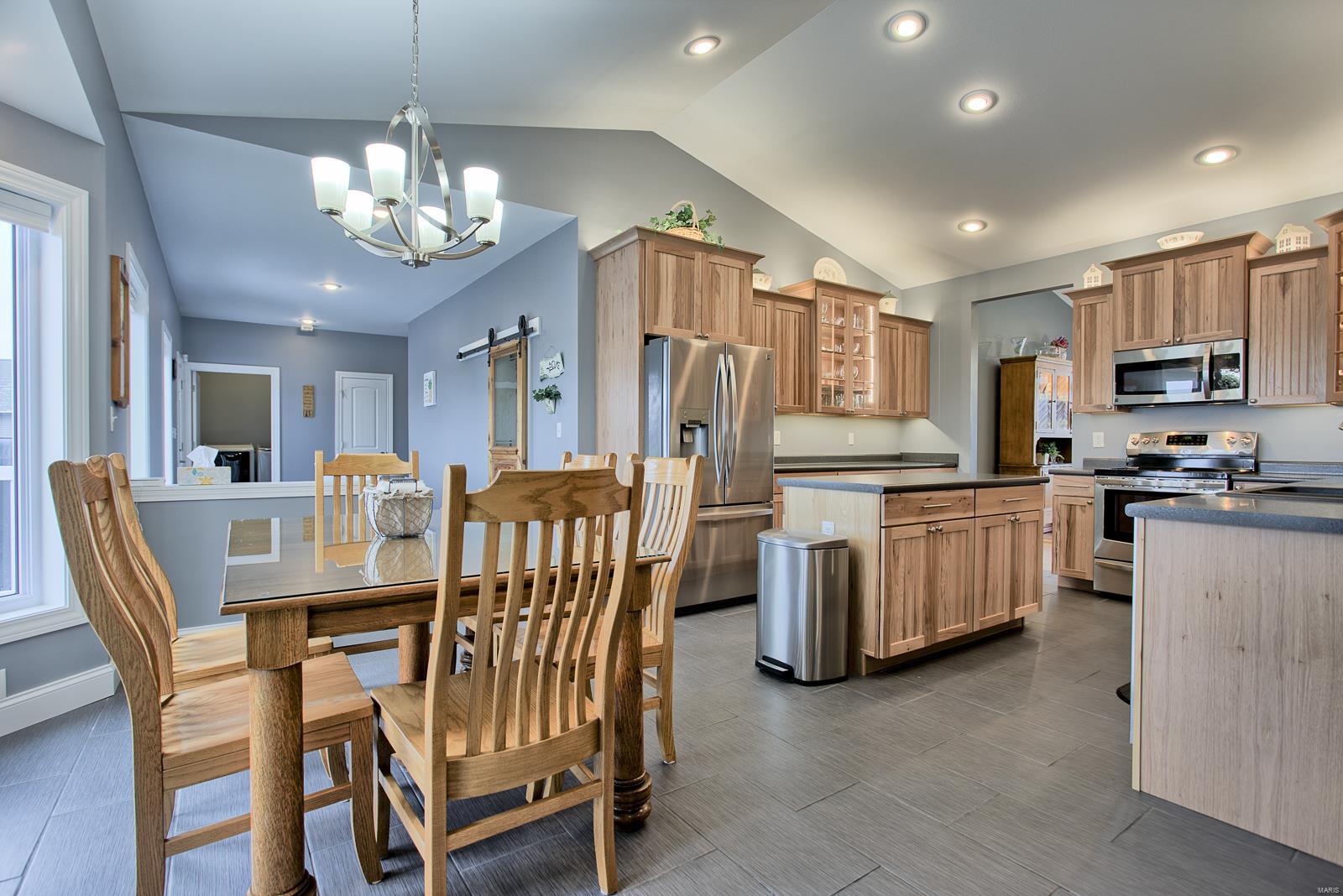 7663 Bethalto Road Bethalto, IL 62010 - Photo 18 of 62 Gallery Image 18